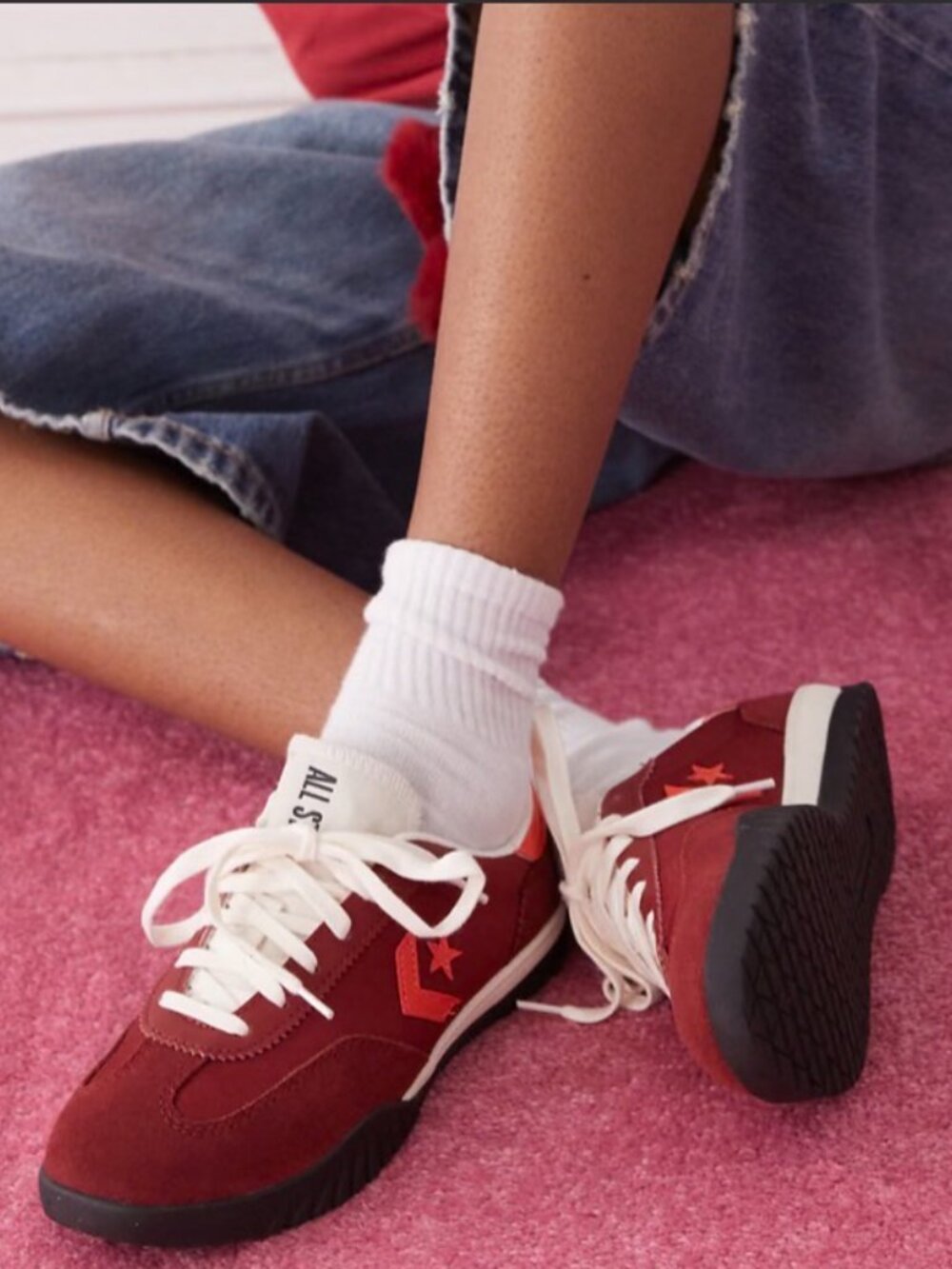 NWT Converse Unisex Red Retro Run Star Trainer Sneakers. M/11.5, W/13